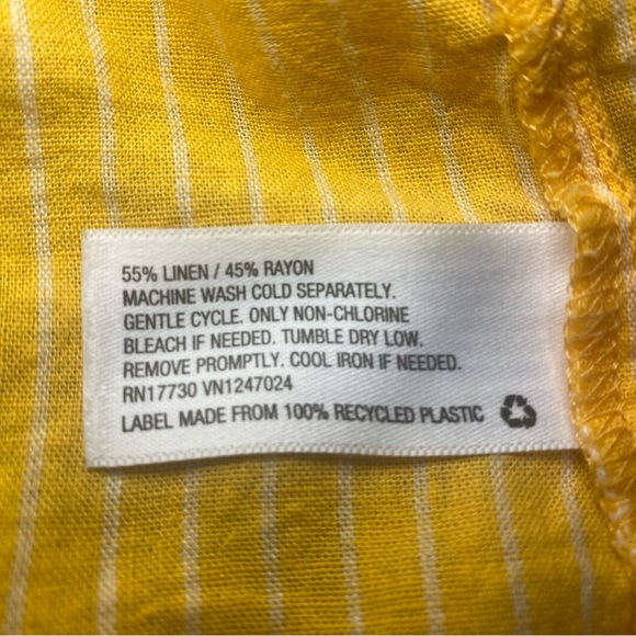 A New Day Yellow and White Striped Crop Top Size L - Picture 5 of 8